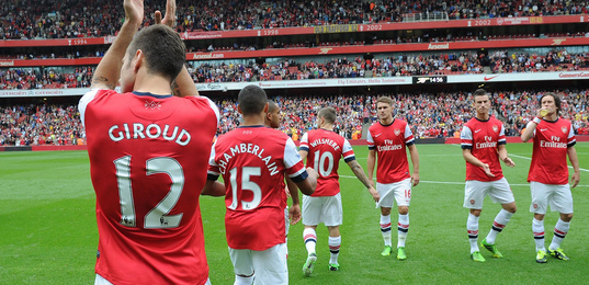 11球，巴萨是欧冠改制以来打入乌龙球最多的球队（欧冠改制以来，巴萨以11次乌龙球居首）