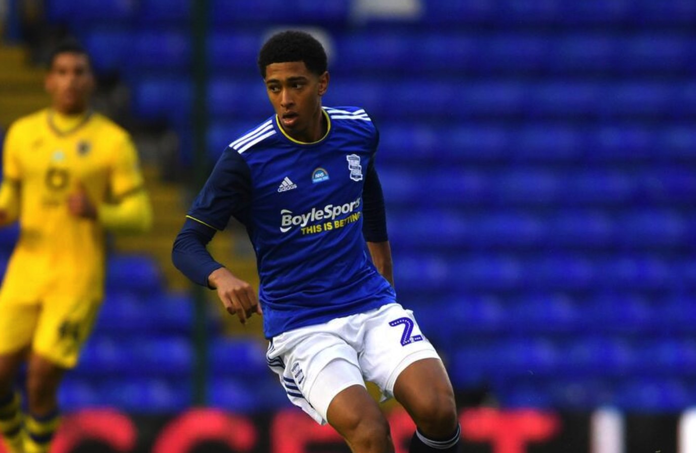 一河南球迷骑三轮车875公里，耗时19天抵达足协杯决赛地苏州（河南球迷骑三轮车19天跨越875公里，抵达足协杯决赛地苏州）