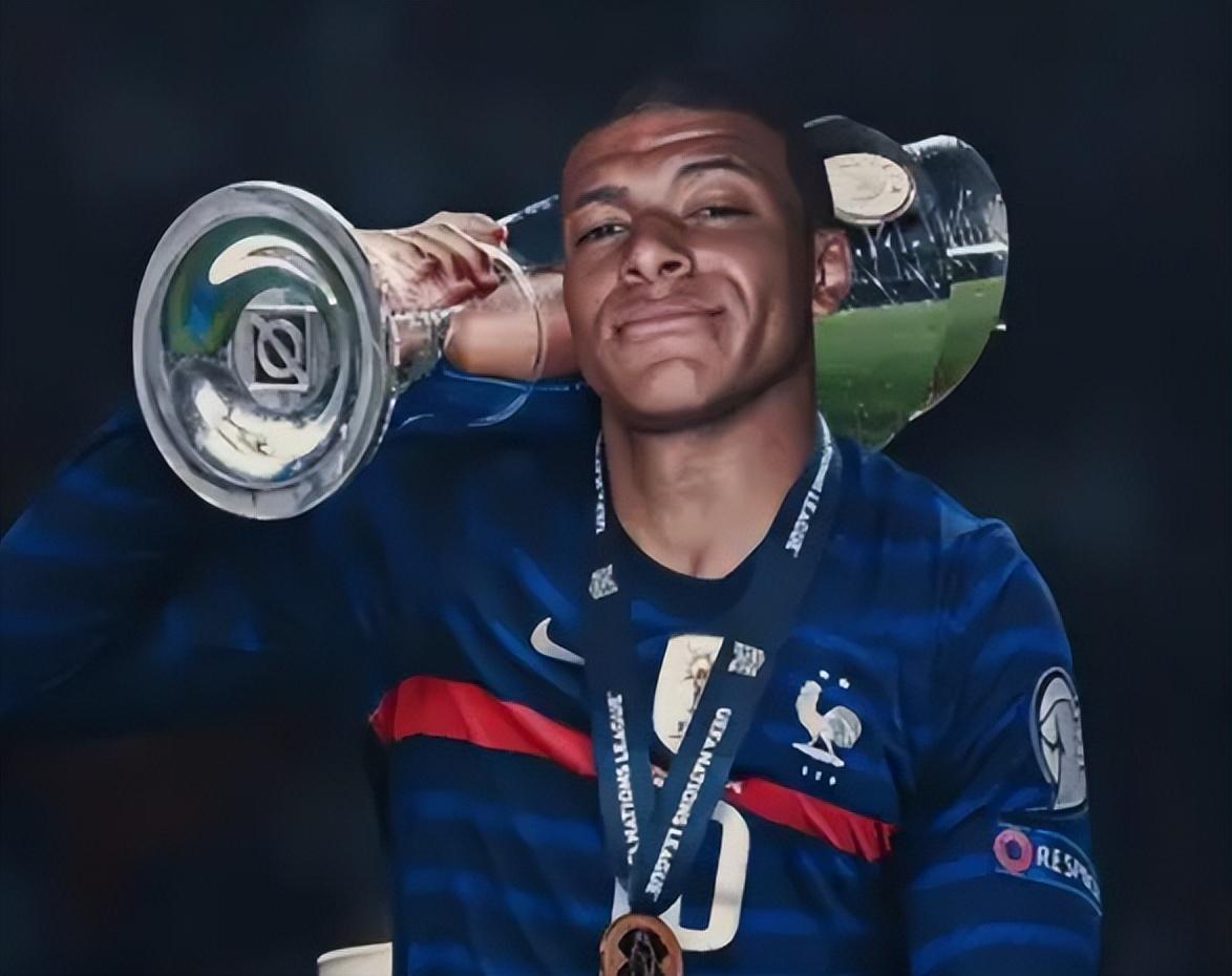 加盟至今仅替补出场2次，斯基拉：吉拉尔迪可能冬窗离开罗马（加盟后仅两次替补亮相，斯基拉：吉拉尔迪或在冬窗离开罗马）