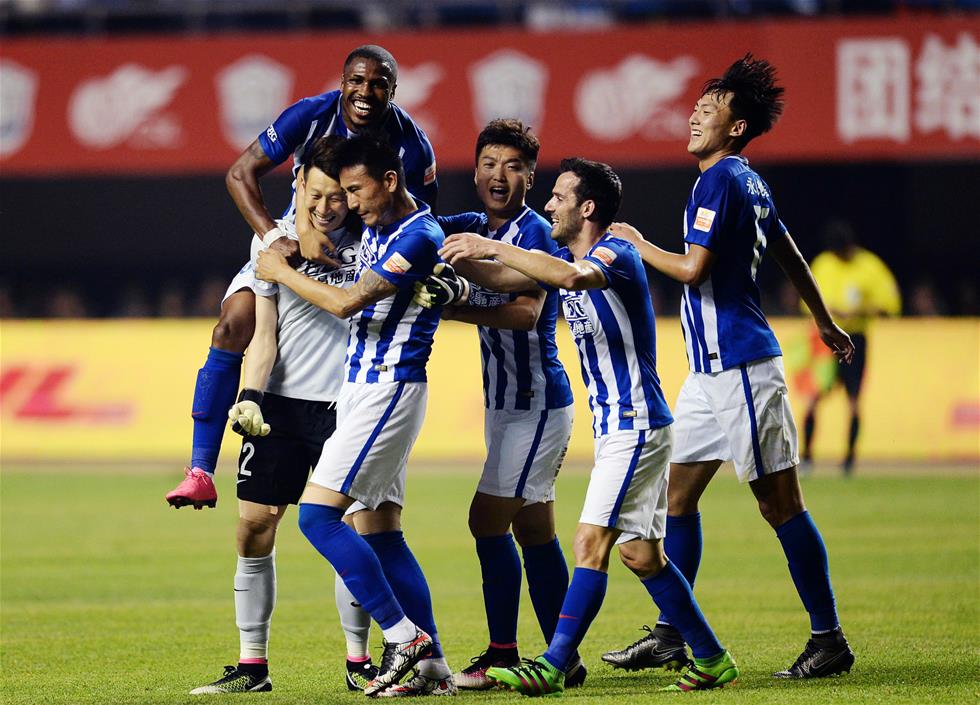 上一次对阵安哥拉：梅西斯卡洛尼替补登场，阿亚拉百场（上回对阵安哥拉：梅西、斯卡洛尼替补出场，阿亚拉达成百场里程碑）