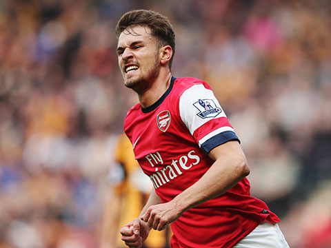 博主：利物浦考虑让杰拉德任临时主帅，同时也看好纳格尔斯曼（消息称利物浦考虑由杰拉德担任看守主帅，同时青睐纳格尔斯曼）